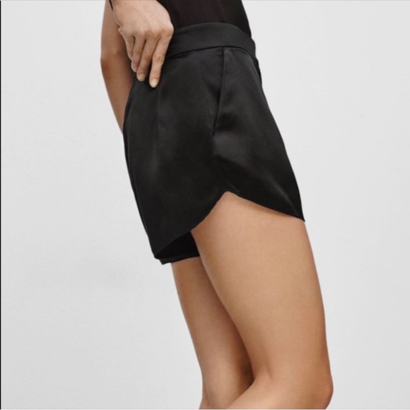 Babaton Black silk shorts - Picture 2 of 4